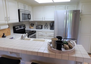 GORGEOUS DEAUVILLE RESORT CONDO RIGHT IN THE HEART OF DOWNTOWN PALM SPRINGS.