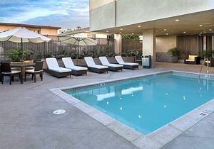 Hampton Inn & Suites Los Angeles/Hollywood