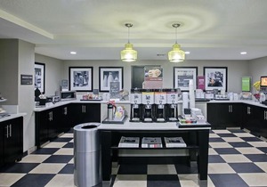 Hampton Inn & Suites Hermosa Beach