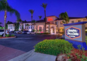 Hampton Inn & Suites Ontario