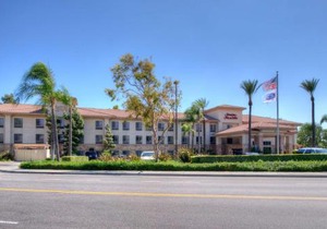 Hampton Inn & Suites Ontario