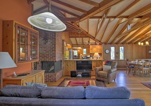 Hillside Home w/ Deck & Views of Tomales Bay!