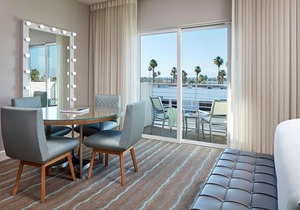 HOTEL PASEO Autograph Collection