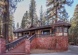 House ∙ 7 bedrooms ∙ 16 guests