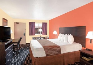 Howard Johnson by Wyndham Modesto Ceres