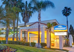 Howard Johnson by Wyndham Torrance