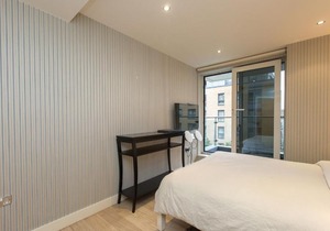 Imperial Wharf Apartment