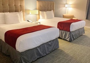 Just What You Were Looking For! Free Parking, Close to Hermosa Beach Pier