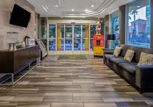 La Quinta by Wyndham Anaheim