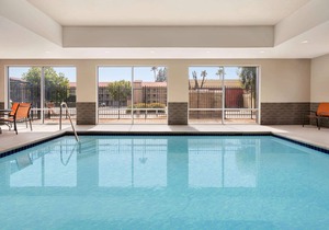La Quinta Inn & Suites by Wyndham San Bernardino