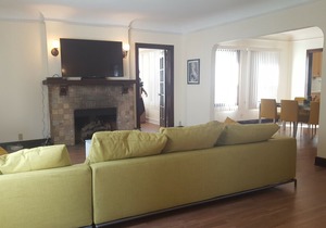 Larchmont Village Hollywood walk to paramount studios Designer stylish spacious
