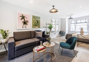 LARGE BOUTIQUE STUDIO/1-BED IN CHINATOWN