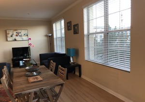 Large Luxury 2BD/2BA Apt at Spectrum, Irvine: Free Parking/Gym/Pool
