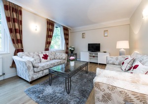 Lovely 2 Bedroom Private Family Apartment near Oxford Street