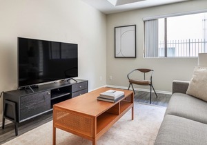 Lovely West Hollywood 2BR, close to bars, restaurants, TJ, by Blueground