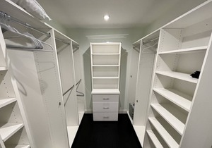 Luxe 2800 sq ft. guest house w/office on a private Beverly Hills Estate