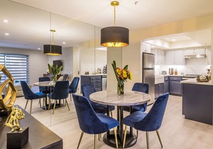 Luxury 2 Bed/2 Bath Downtown Palm Springs/Pool/Spa/Tennis