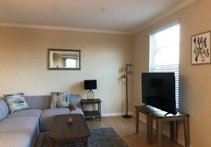Luxury 2BR/2BA Apartment in Spectrum, Irvine W/Free Parking/Pool/Gym