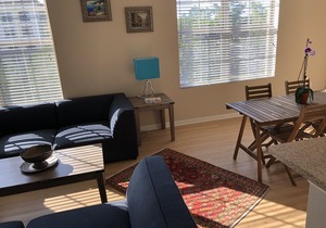 Luxury 2BR Apt in Irvine's Spectrum Center: Free Parking/Pool/Gym/Large Balcony