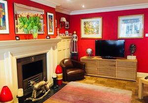 Luxury Garden Flat close to central London