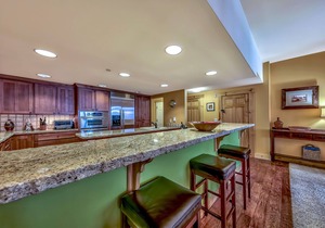 Luxury Three Bedroom Mountain Escape at Kirkwood