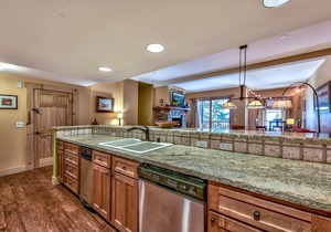 Luxury Three Bedroom Mountain Escape at Kirkwood
