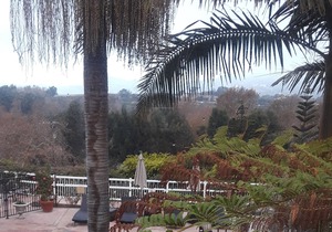 Malibu Country Inn
