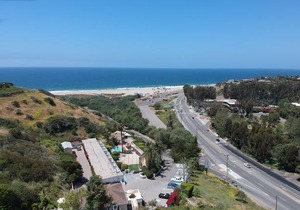 Malibu Country Inn