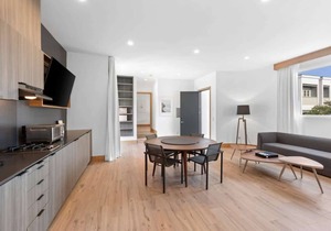 Malibu Sand Suite #15 - Ocean-side Carbon Beach