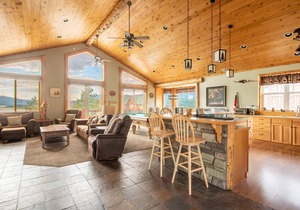 Miller's Windsong Retreat - Stay 3 nights pay 2.