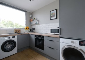Modern -bright- Quiet studio central London