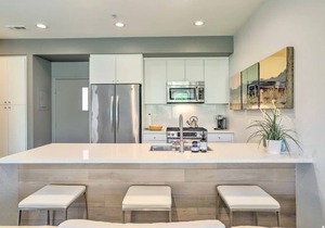 Modern large two bedroom condo located in the heart of Palm Springs