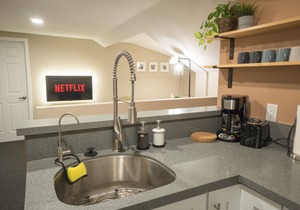 Modern Private Unit - Mins away from Everything in Pasadena!
