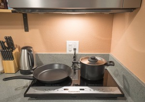 Modern Private Unit - Mins away from Everything in Pasadena!