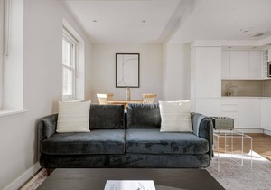 Modern Waterloo 2BR open plan with Balcony on Lower Marsh, by Blueground