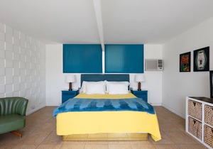 Monkey Tree Hotel 7 by AvantStay | Stylish Hotel in Palm Springs w/Pool!