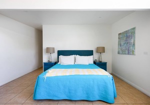 Monkey Tree Hotel 16 by AvantStay | Stylish Hotel in Palm Springs w/Pool!