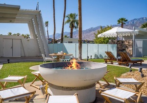 Monkey Tree Hotel 9 in Palm Springs