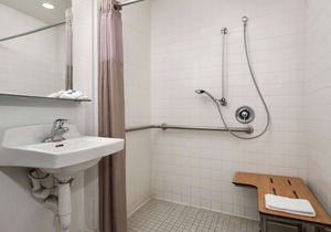 Motel 6 Buena Park, CA - Knotts Berry Farm - Disneyland