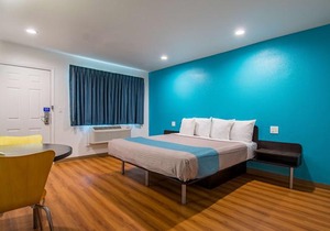 Motel 6 San Bernardino, Ca - Downtown