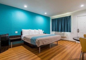 Motel 6 San Bernardino, Ca - Downtown
