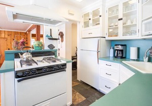 Mountain Cottage-1882 by Big Bear Vacations