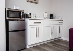 One Bedroom Apartment with Luxurious Furnitures