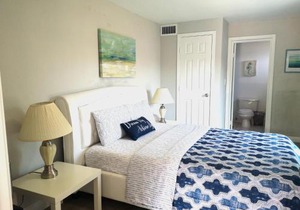 Pasadena suite with private entrance