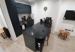 Perfect Holiday Escape! 1 Bed Apt at Liverpool St.