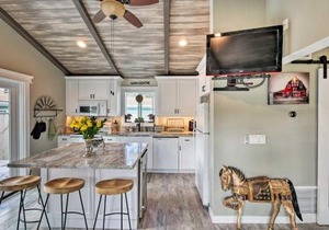 Pet-Friendly Trabuco Canyon Cottage with Yard!