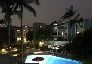 Playa Del Rey Condo 2+2, Walk to beach, close to Shopping, Restaurants, LAX