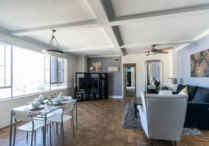 Popular 2 bedroom condo near the Grove