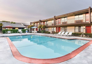 Quality Inn & Suites Buena Park Anaheim