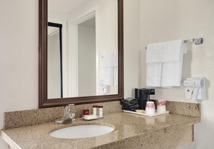 Ramada 3x2D in Torrance